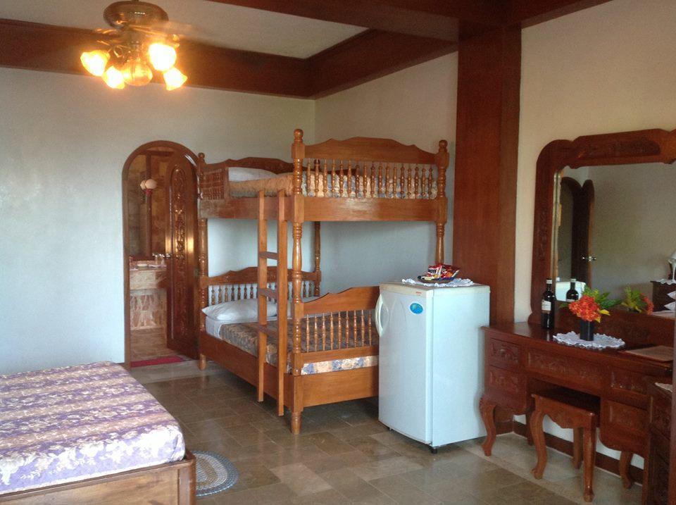 Blue Crystal Beach Resort Пуерто Галера Екстериор снимка
