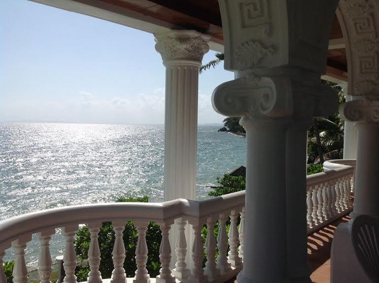 Blue Crystal Beach Resort Пуерто Галера Екстериор снимка